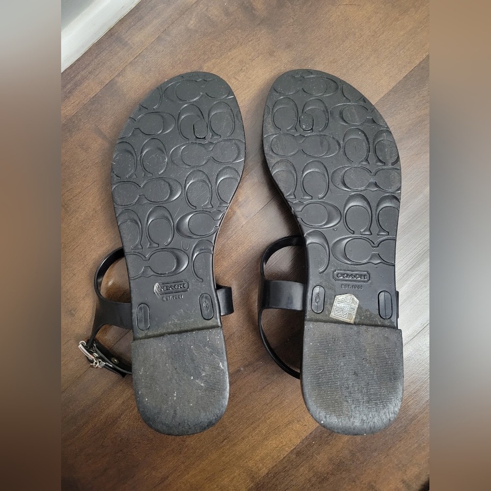 Coach Piccadilly Jelly Thong Ankle Strap Flip-Flops Sandals Black Gold Size 8 - Picture 8 of 11